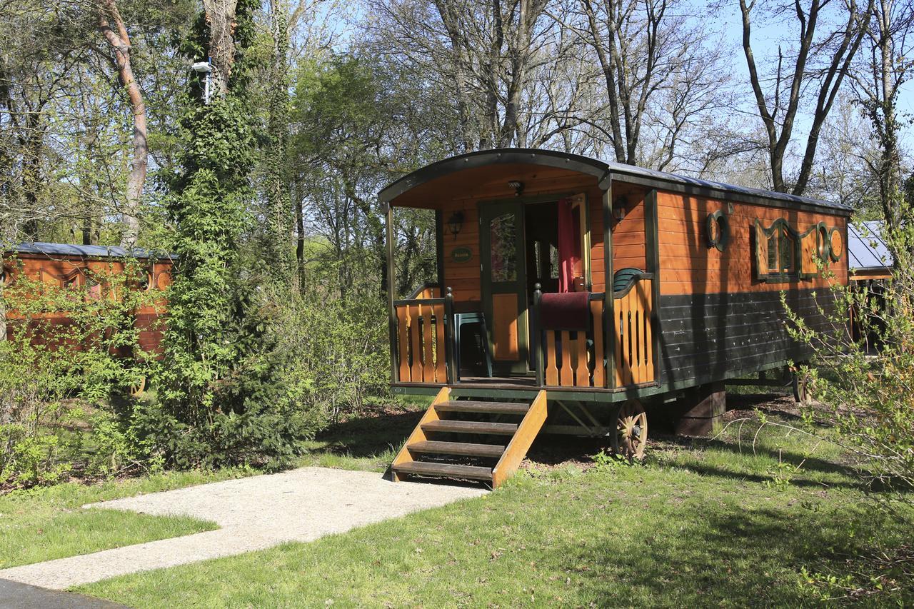 Roulottes De Bois Le Roi Villa Kültér fotó